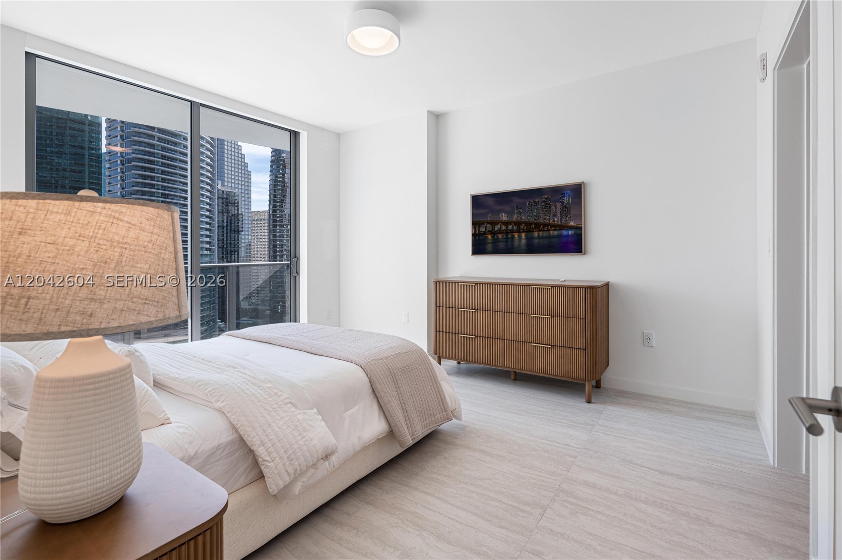 VICEROY RESIDENCES - Residential Lease