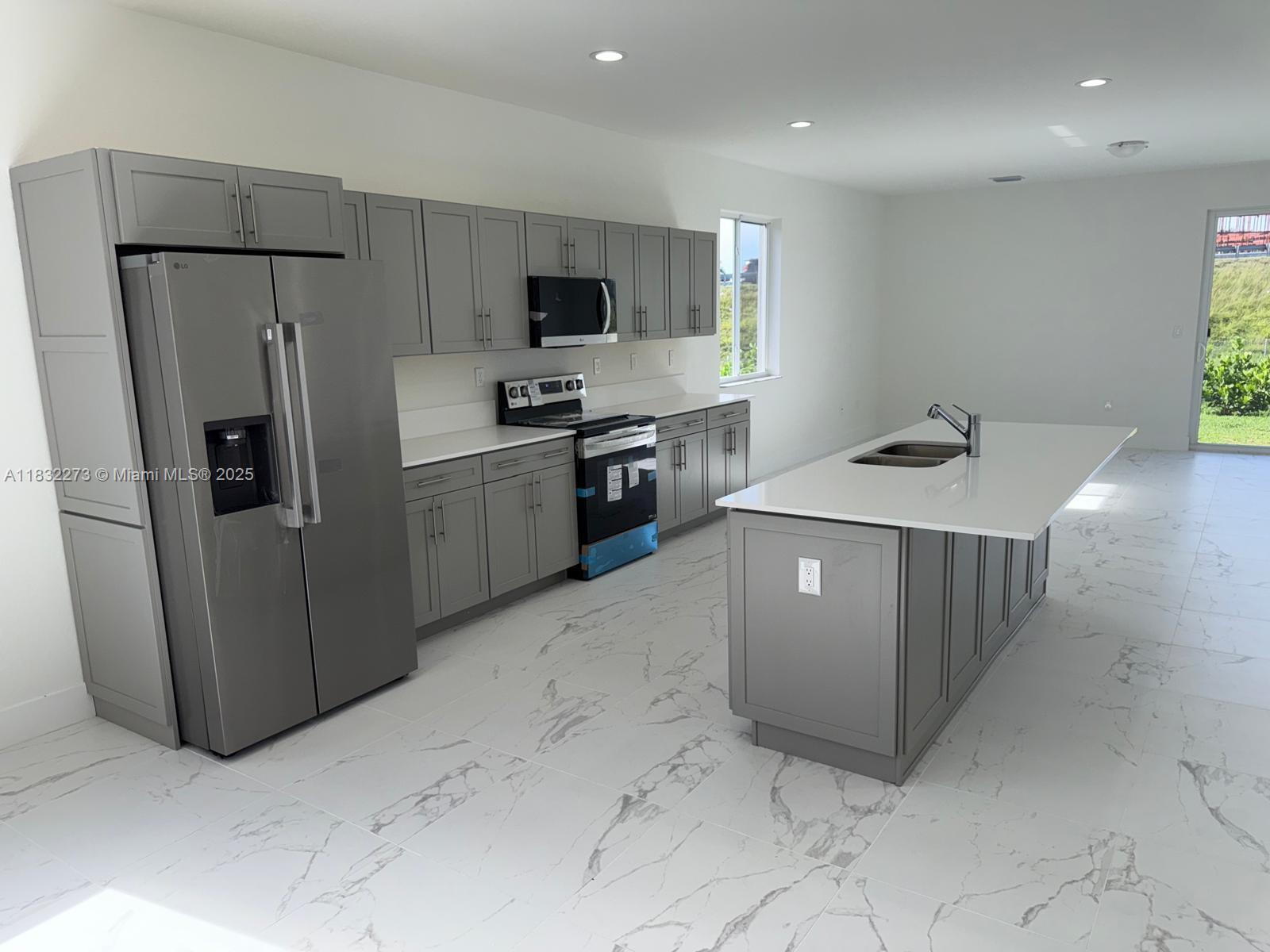 MIAMI LAND AND DEVELOPMEN - Residential