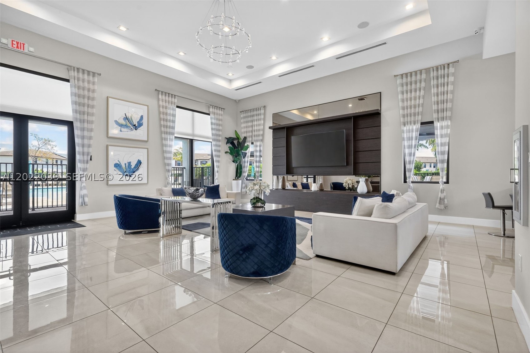 AQUABELLA - Residential