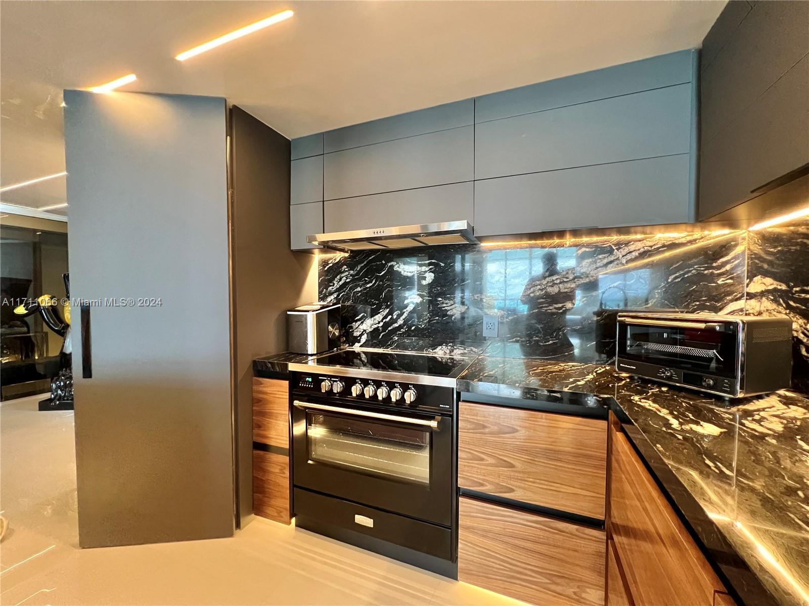 ACQUALINA OCEAN RESIDENCE - Residential
