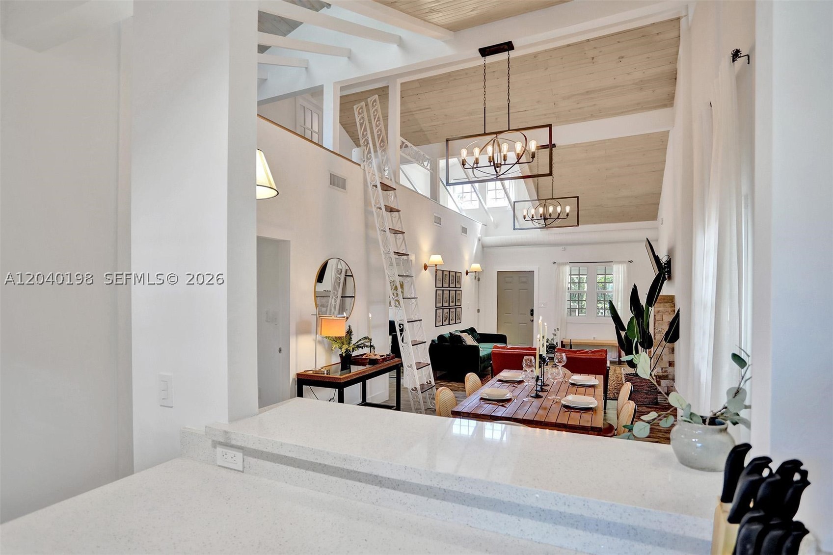 BAYWOOD - Residential