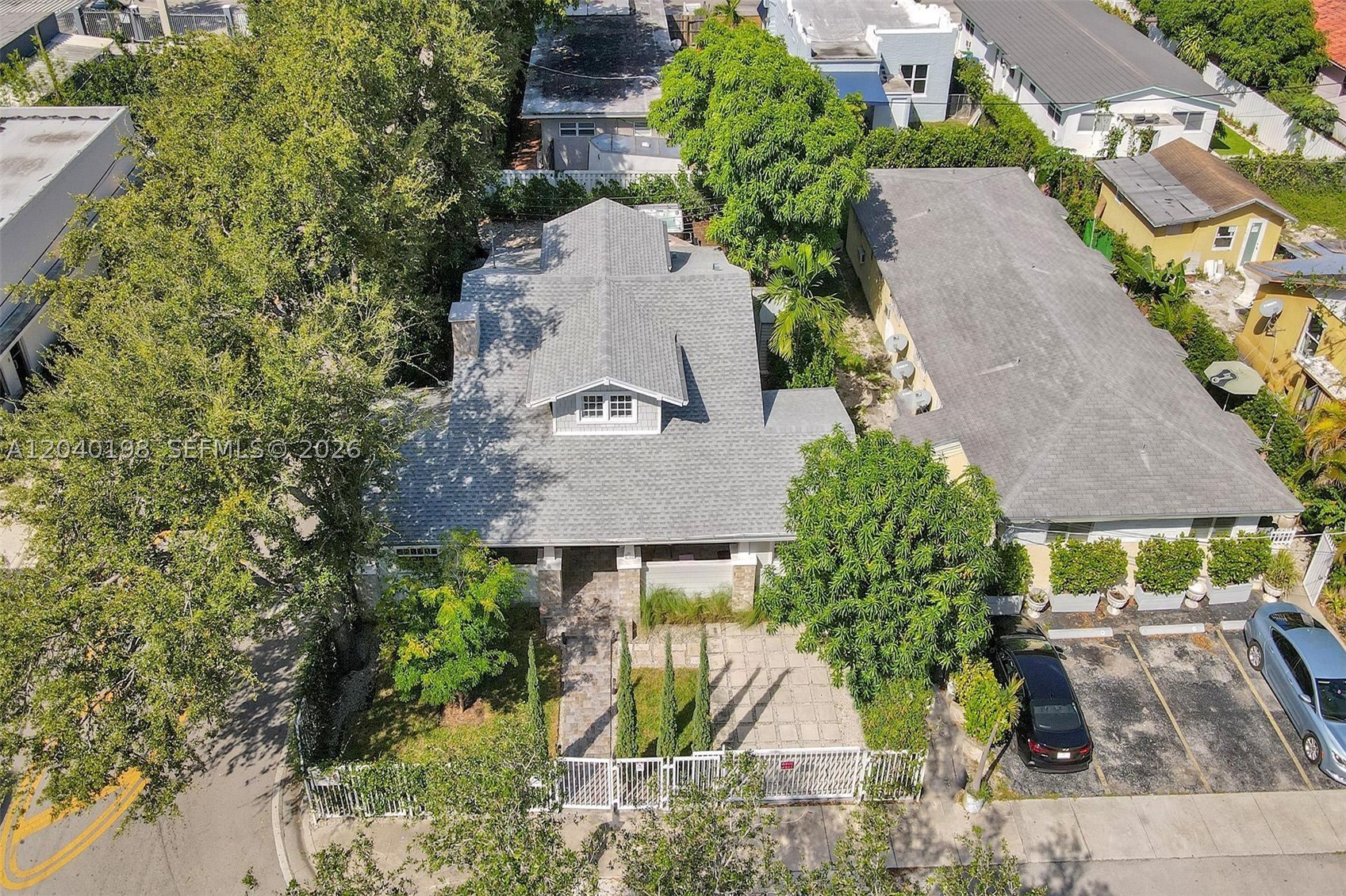 BAYWOOD - Residential