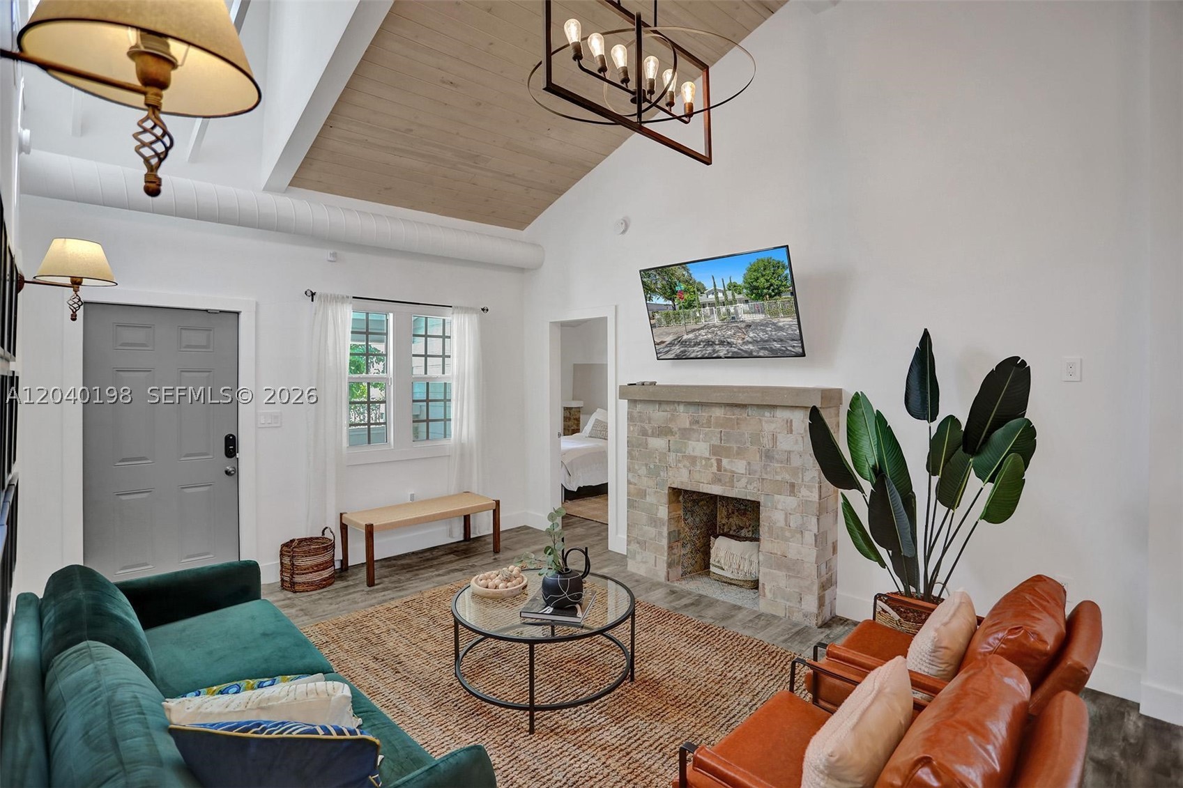 BAYWOOD - Residential