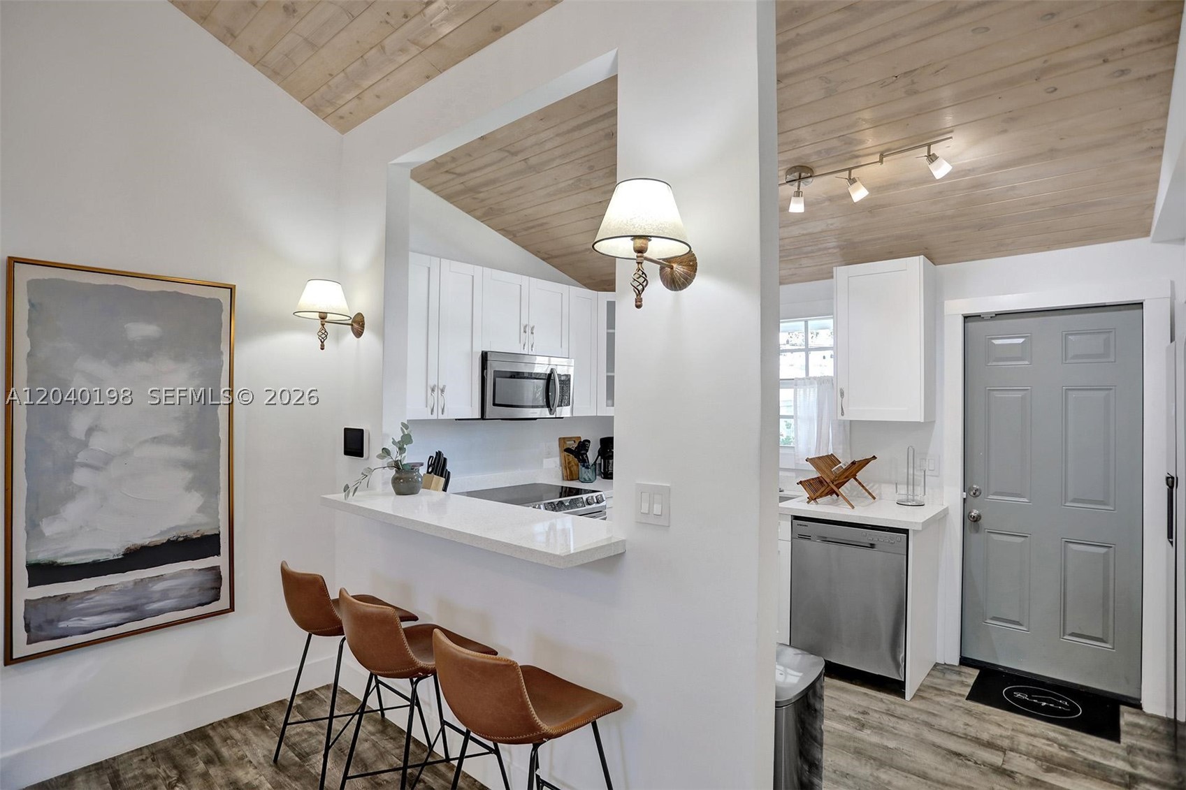BAYWOOD - Residential