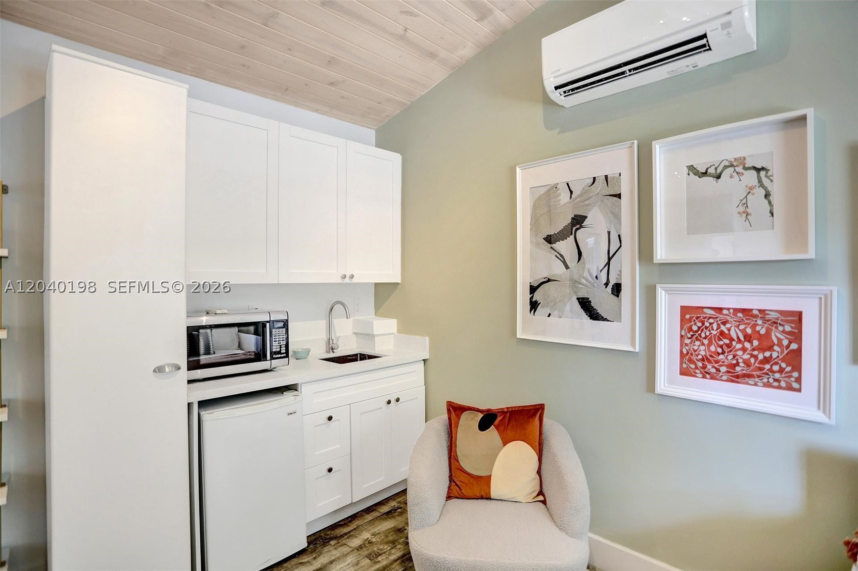 BAYWOOD - Residential