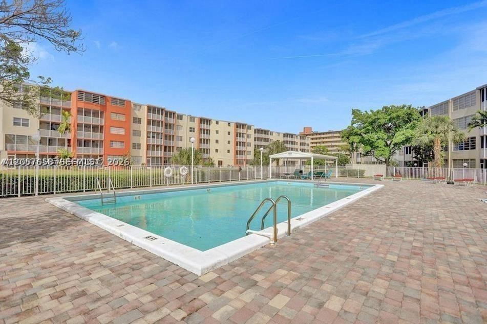 JADE WINDS GROUP BAMBOO G - Residential