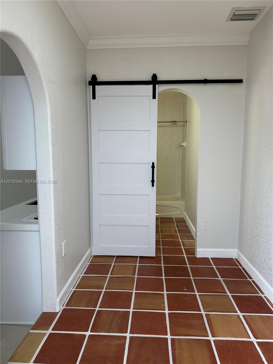GRAND LAKES PHASE III - Residential Lease