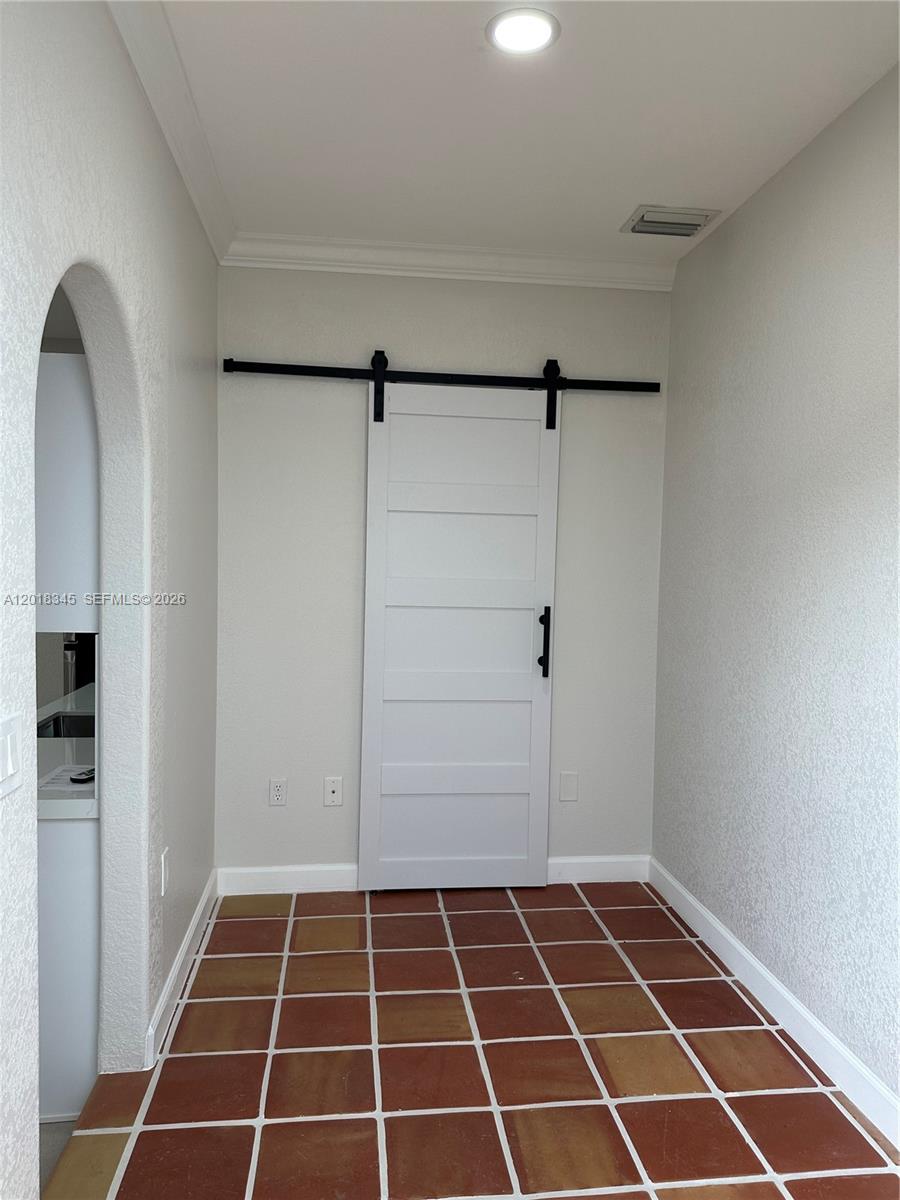 GRAND LAKES PHASE III - Residential Lease