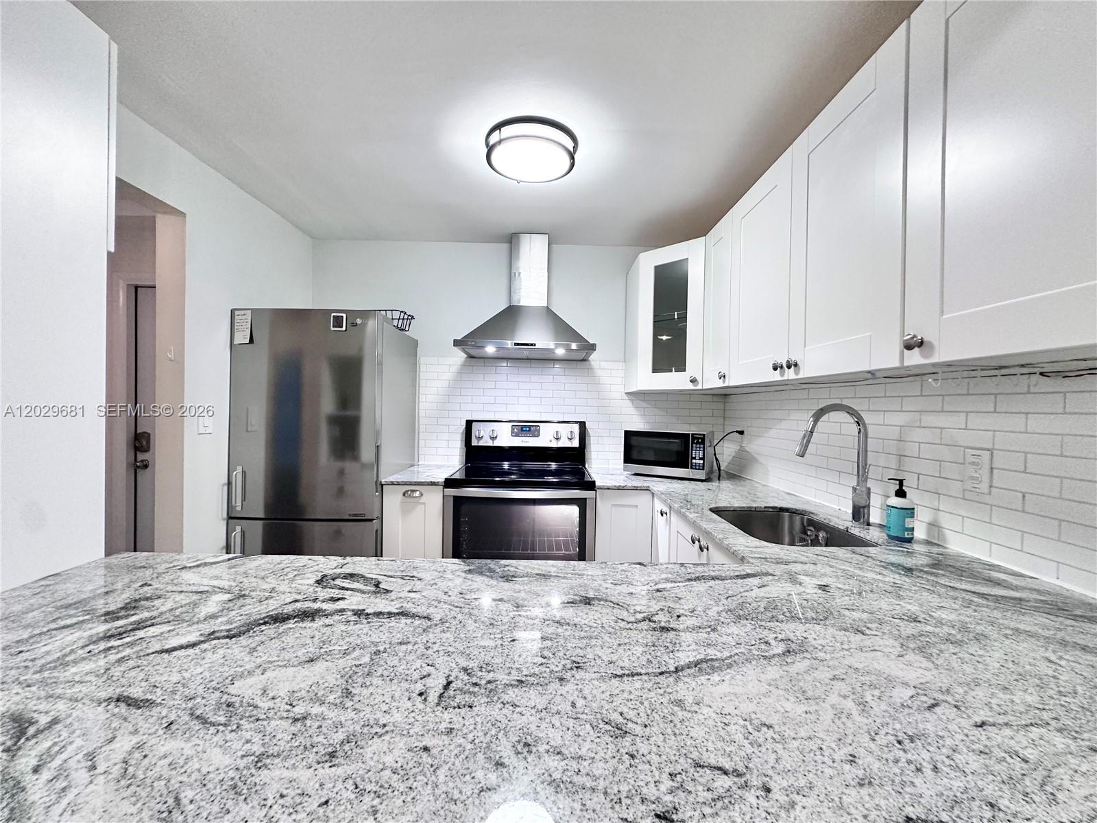 PUERTA DEL SOL CONDO - Residential Lease