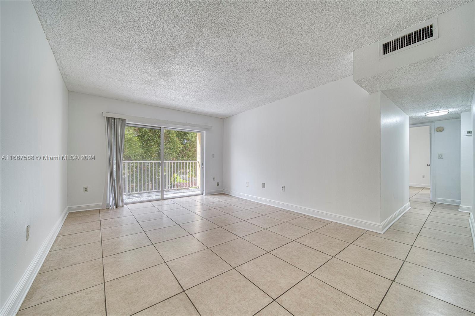 DORAL GARDENS II CONDO - Residential Lease