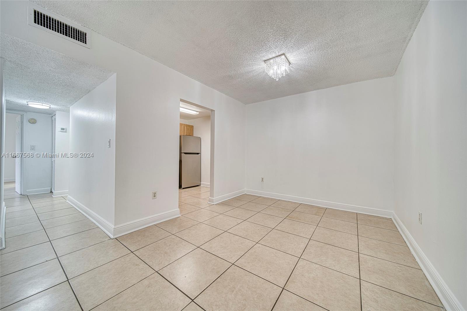 DORAL GARDENS II CONDO - Residential Lease