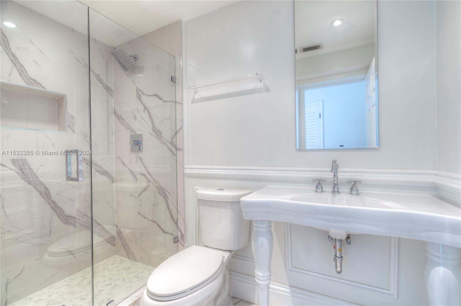 ROCKERMAN HEIGHTS - Residential Lease