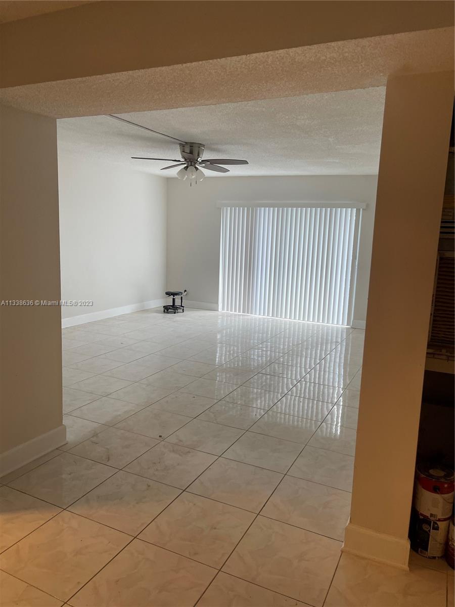 TOWN SQUARE CONDO - Residential Lease