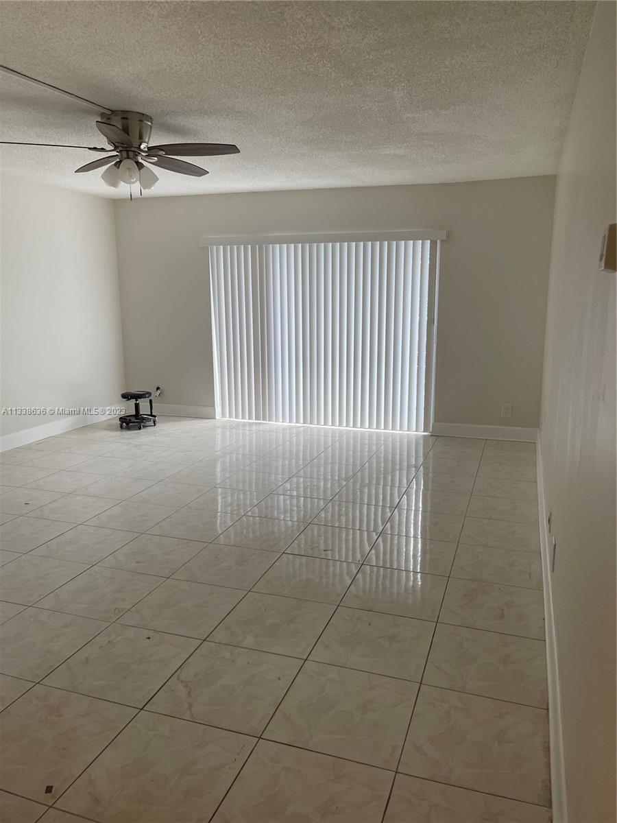 TOWN SQUARE CONDO - Residential Lease