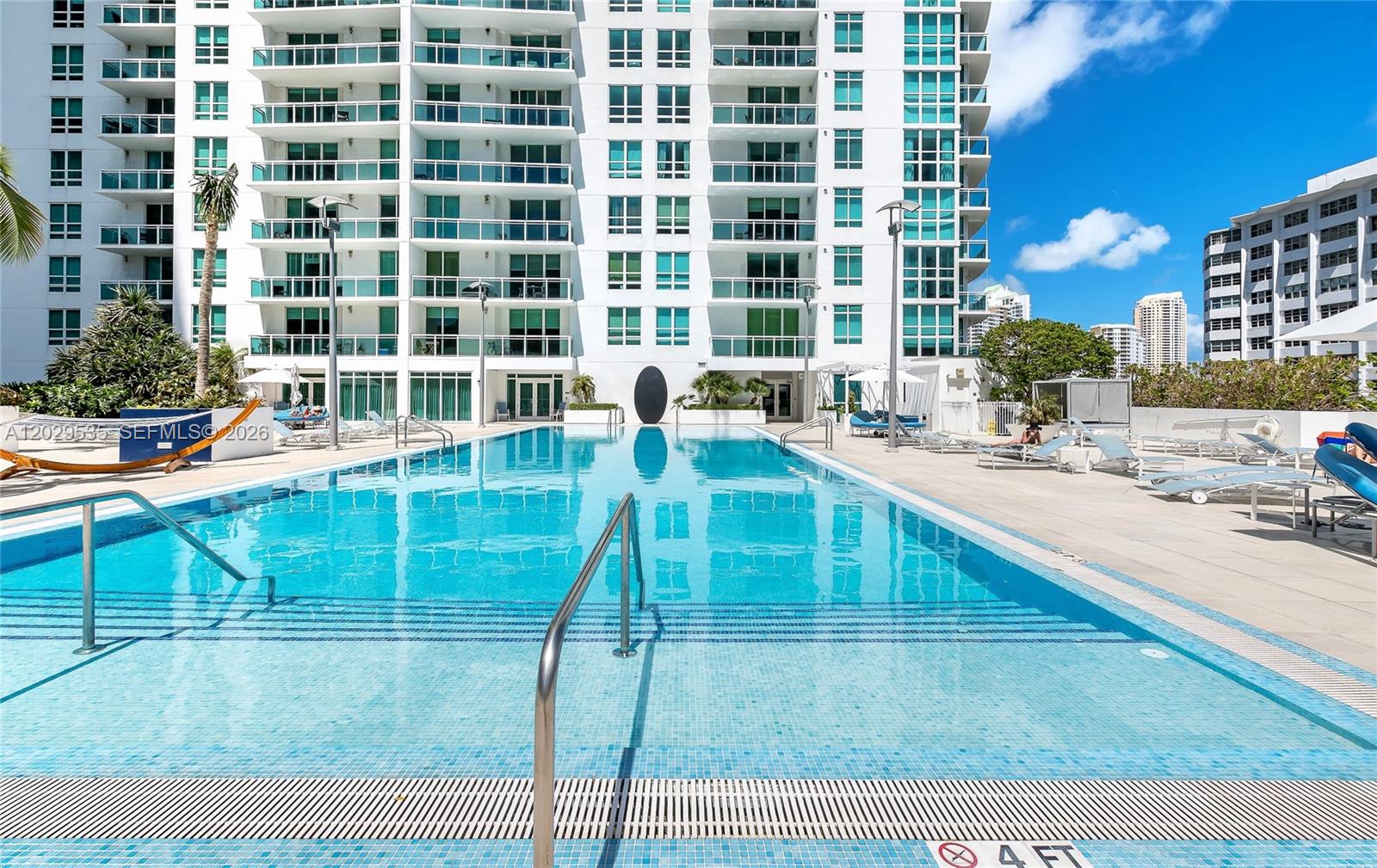 THE PLAZA 901 BRICKELL CO - Residential Lease