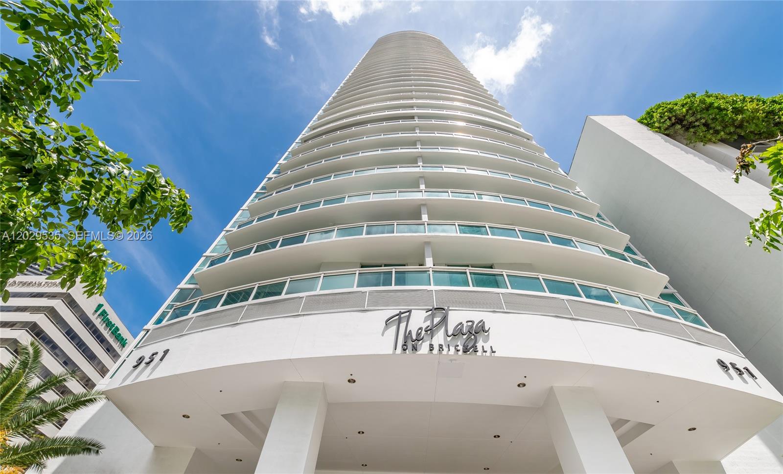 THE PLAZA 901 BRICKELL CO - Residential Lease
