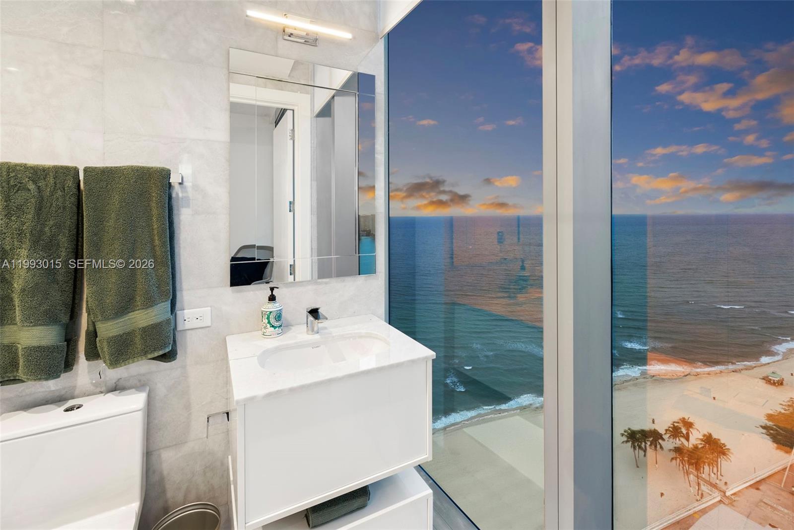 NORTH BISCAYNE BEACH AMEN - Residential