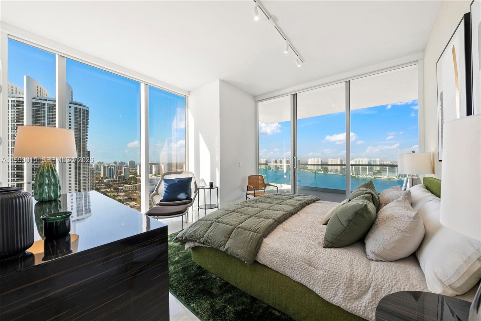 NORTH BISCAYNE BEACH AMEN - Residential