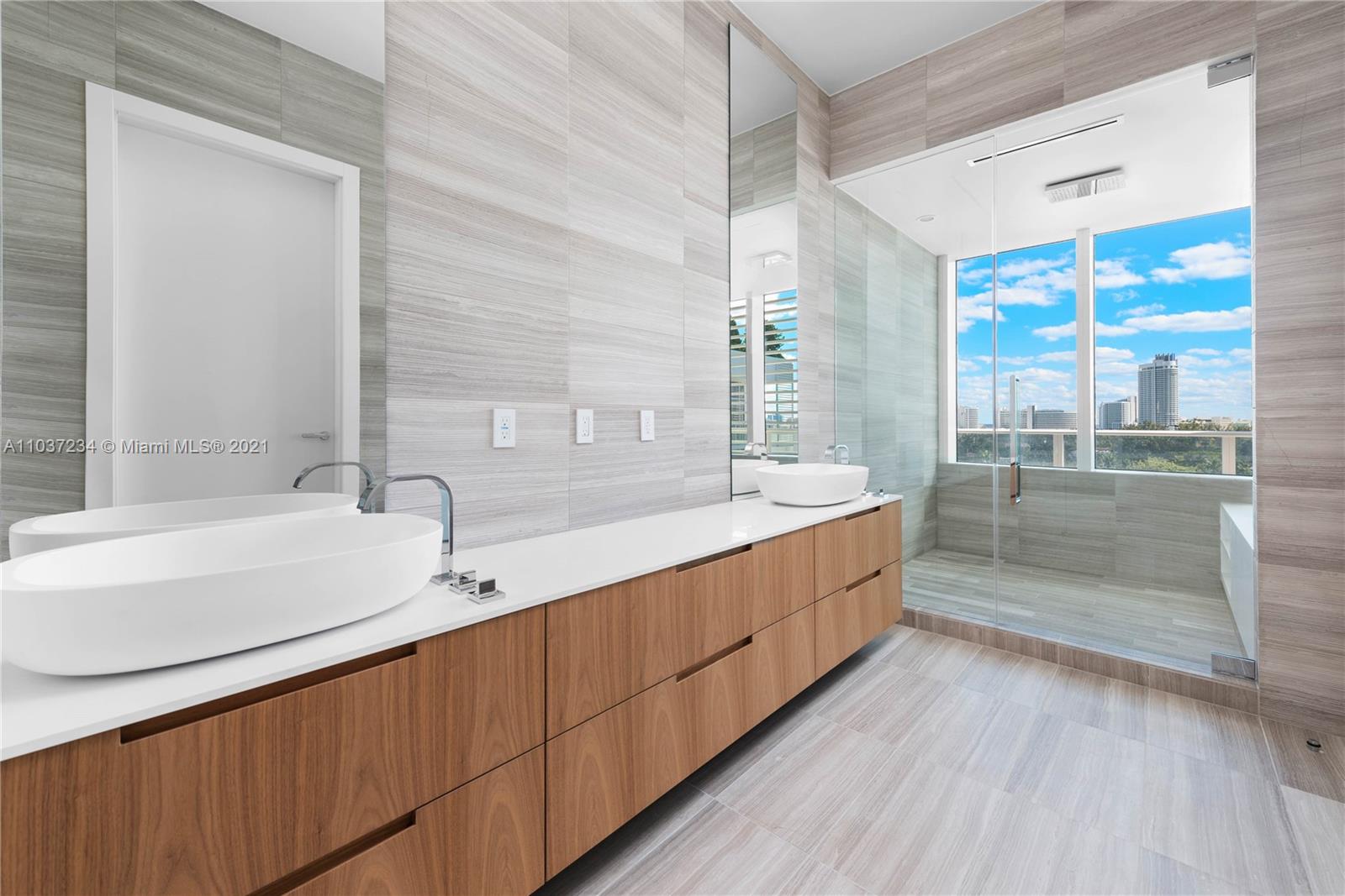 4701 NORTH MERIDIAN CONDO - Residential