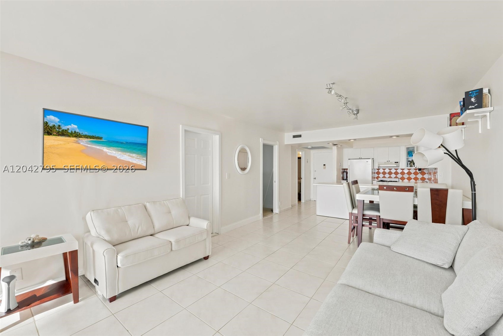 PARKER PLAZA CONDO ESTATE - Residential