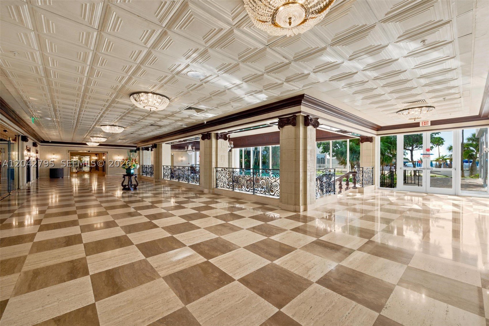 PARKER PLAZA CONDO ESTATE - Residential