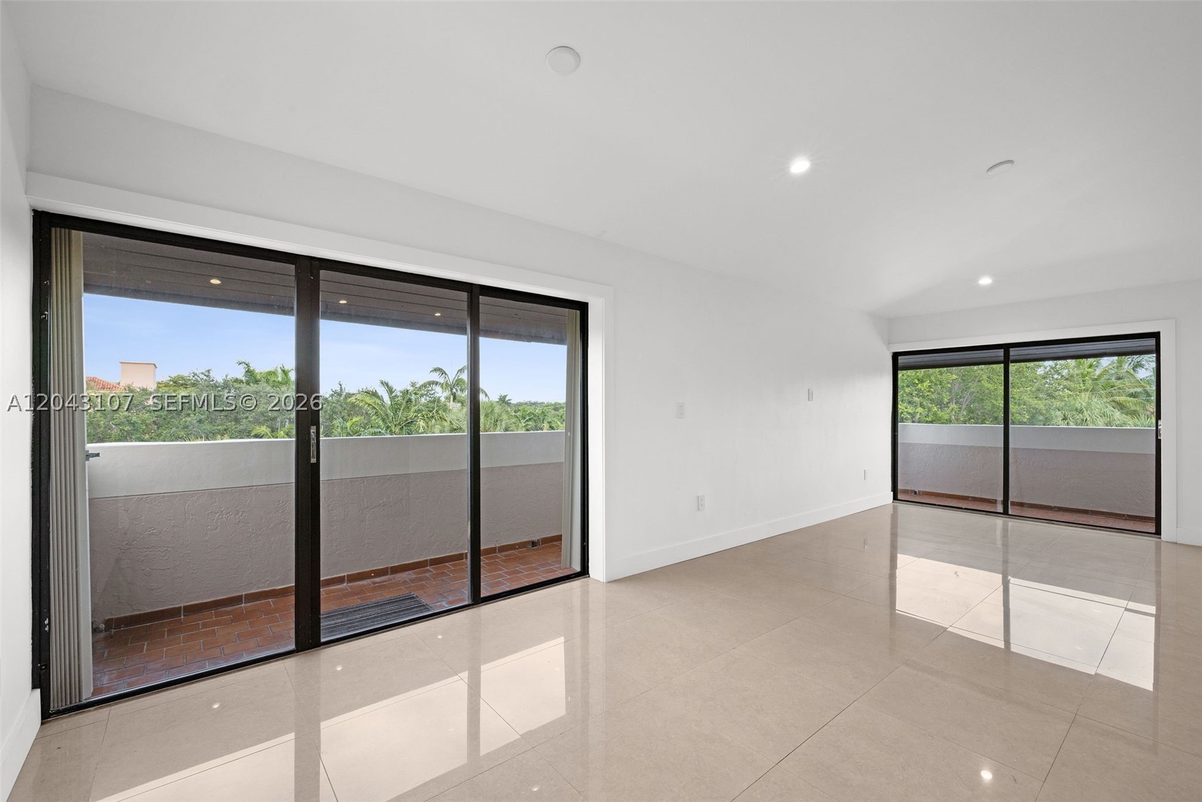 PALM CREST VILLAS CONDO - Residential