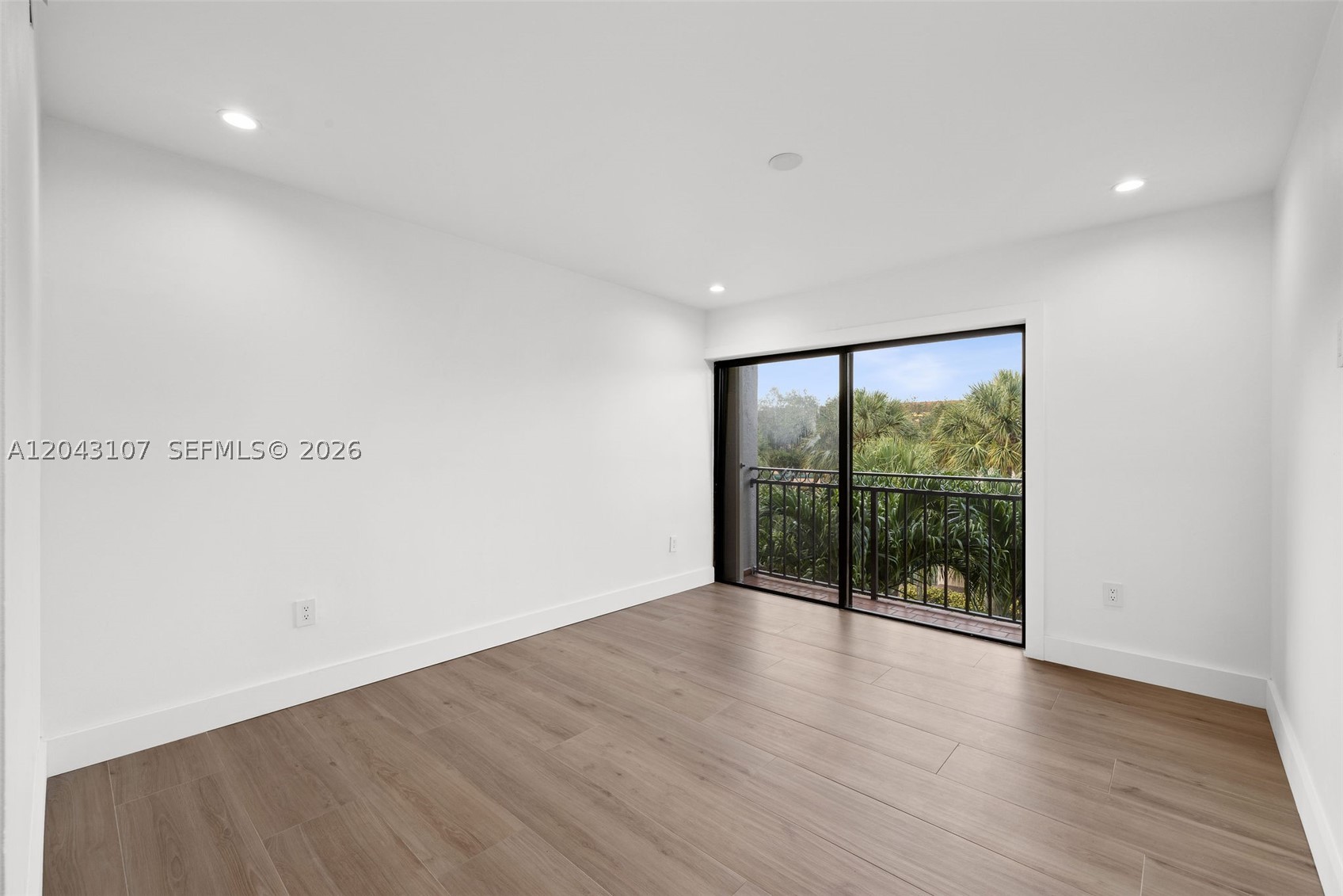 PALM CREST VILLAS CONDO - Residential
