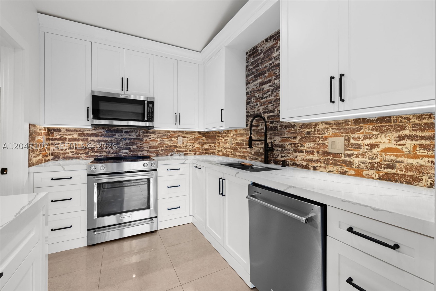 PALM CREST VILLAS CONDO - Residential