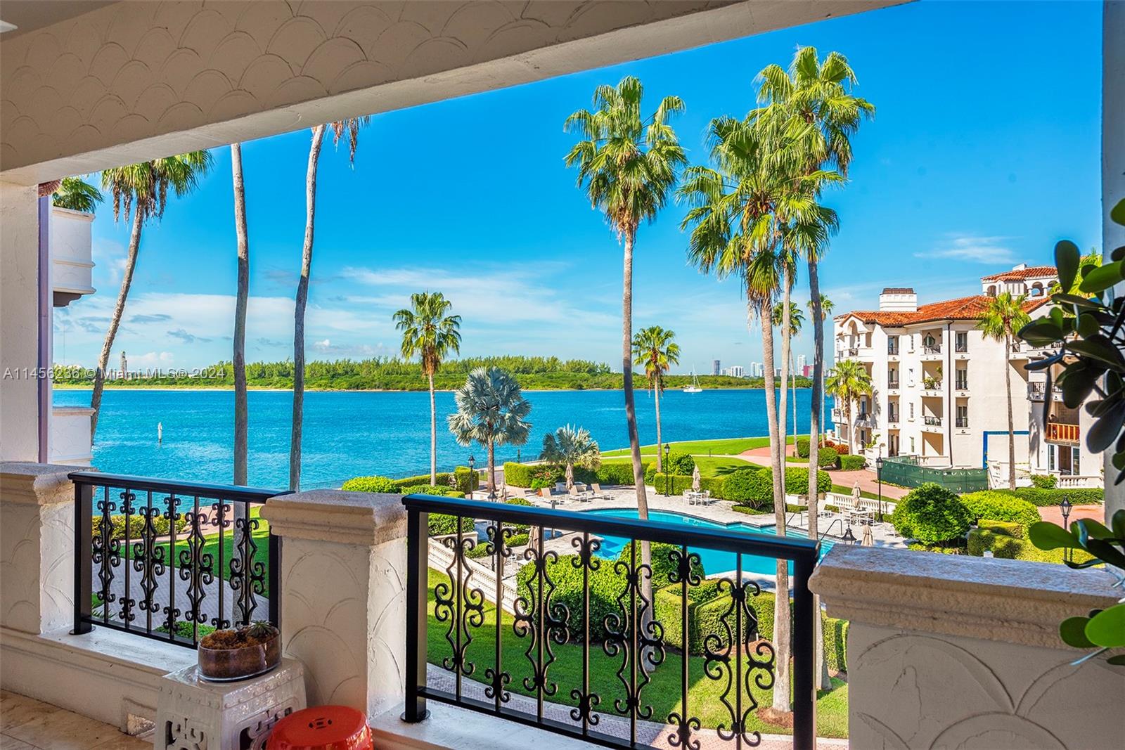 BAYSIDE VILLAGE EAST - Residential