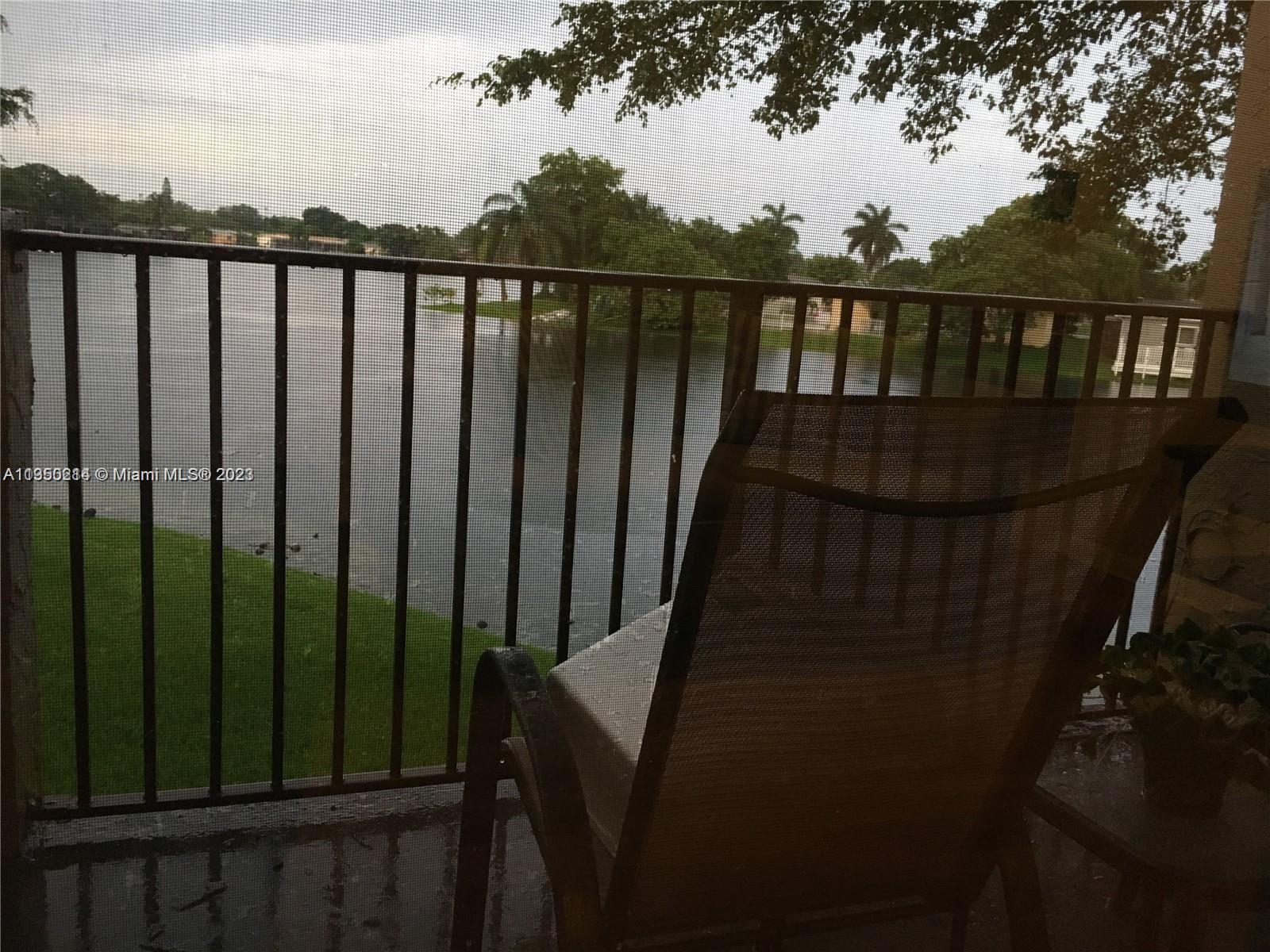 REFLECTIONS AT PEMBROKE P - Residential Lease