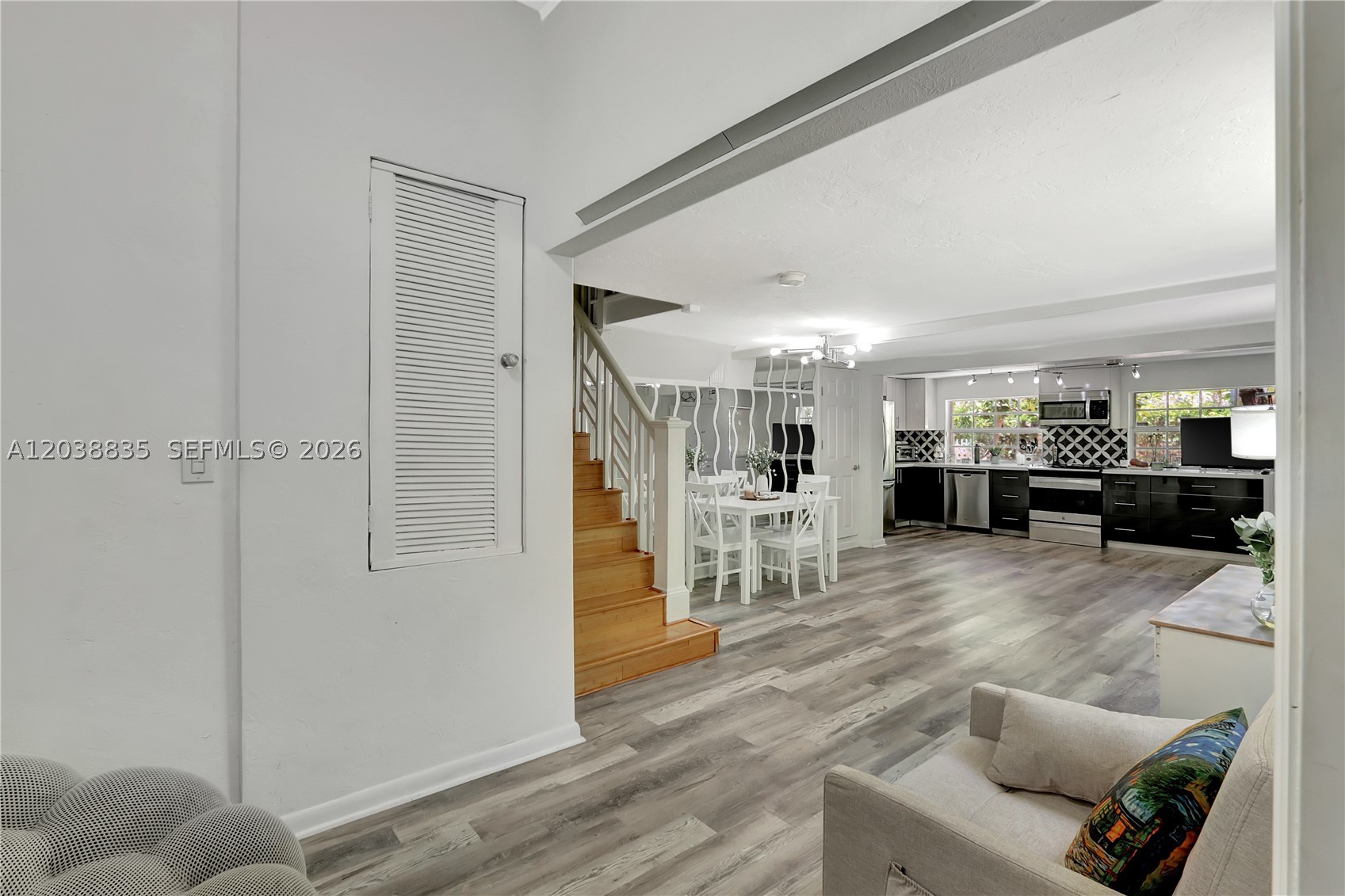 POMELO PARK - Residential