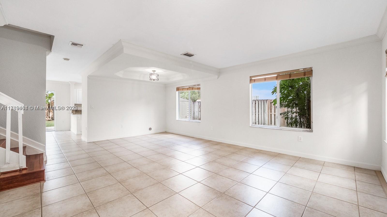 LAKES BY THE BAY SEC 14 - Residential Lease