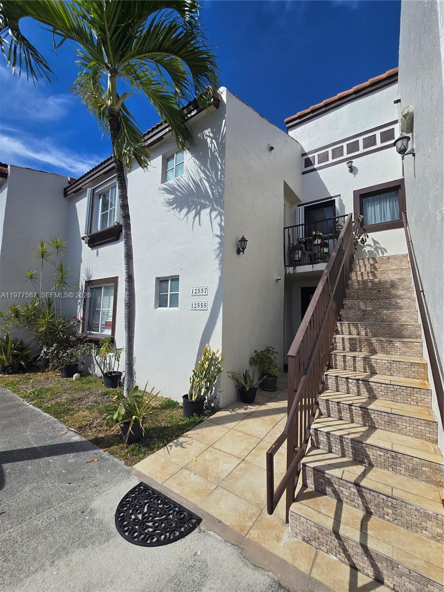 VILLA REAL CONDO NO 7 - Residential