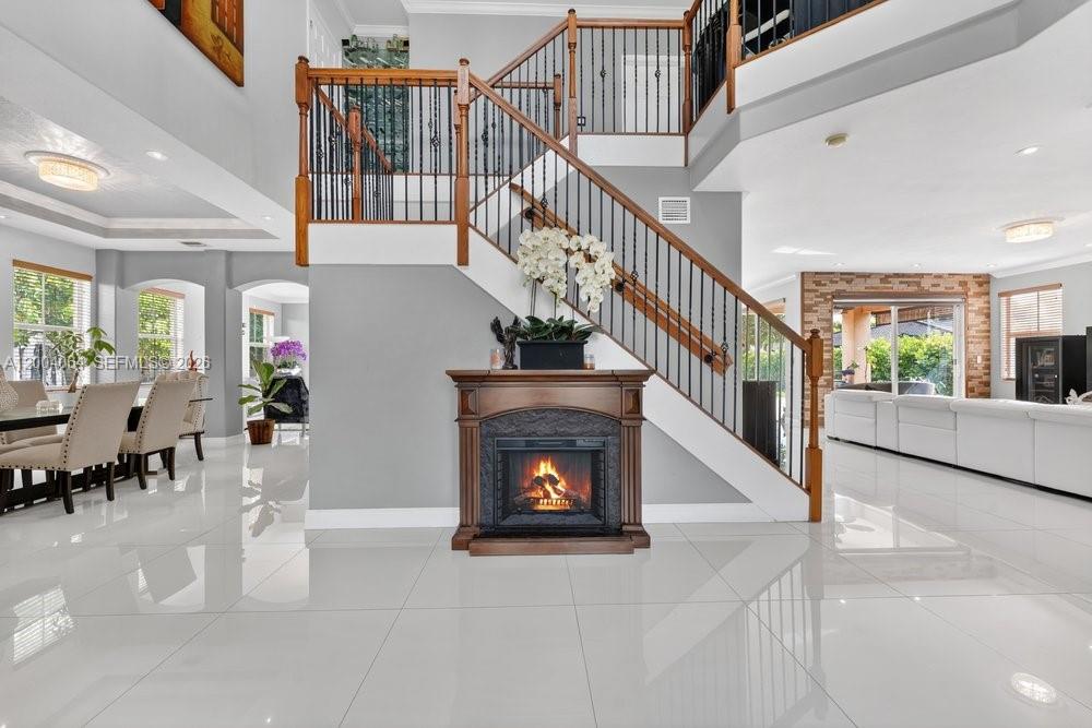 CENTURY GARDENS AT TAMIAM - Residential