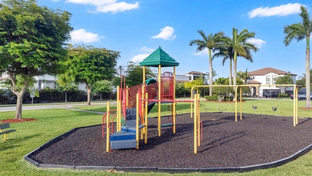 CENTURY GARDENS AT TAMIAM - Residential