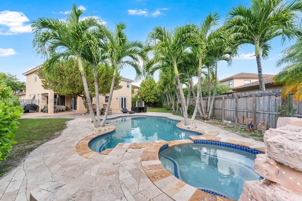 CENTURY GARDENS AT TAMIAM - Residential