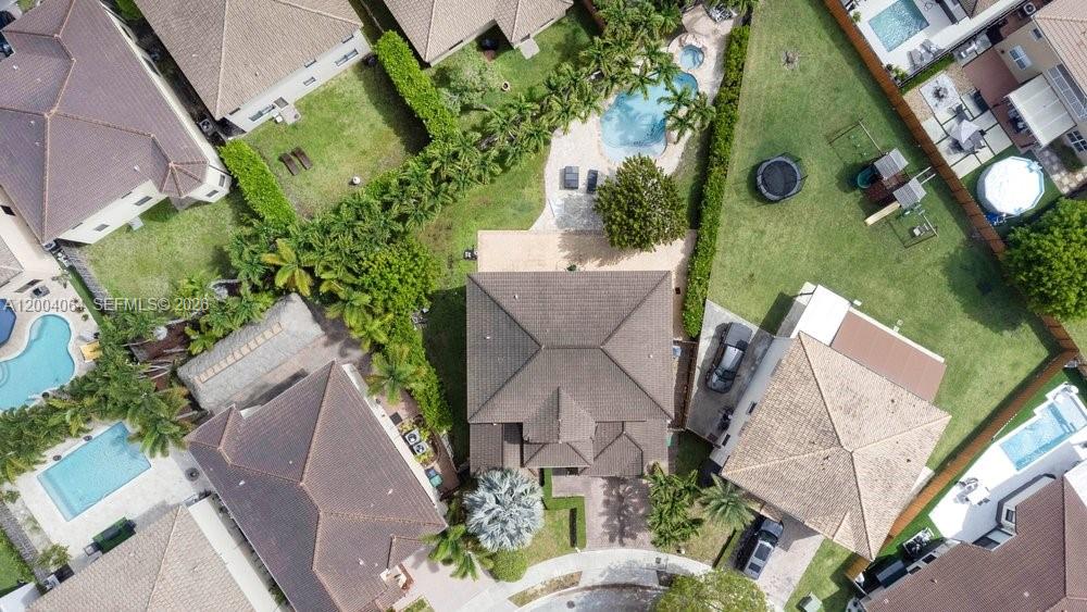 CENTURY GARDENS AT TAMIAM - Residential