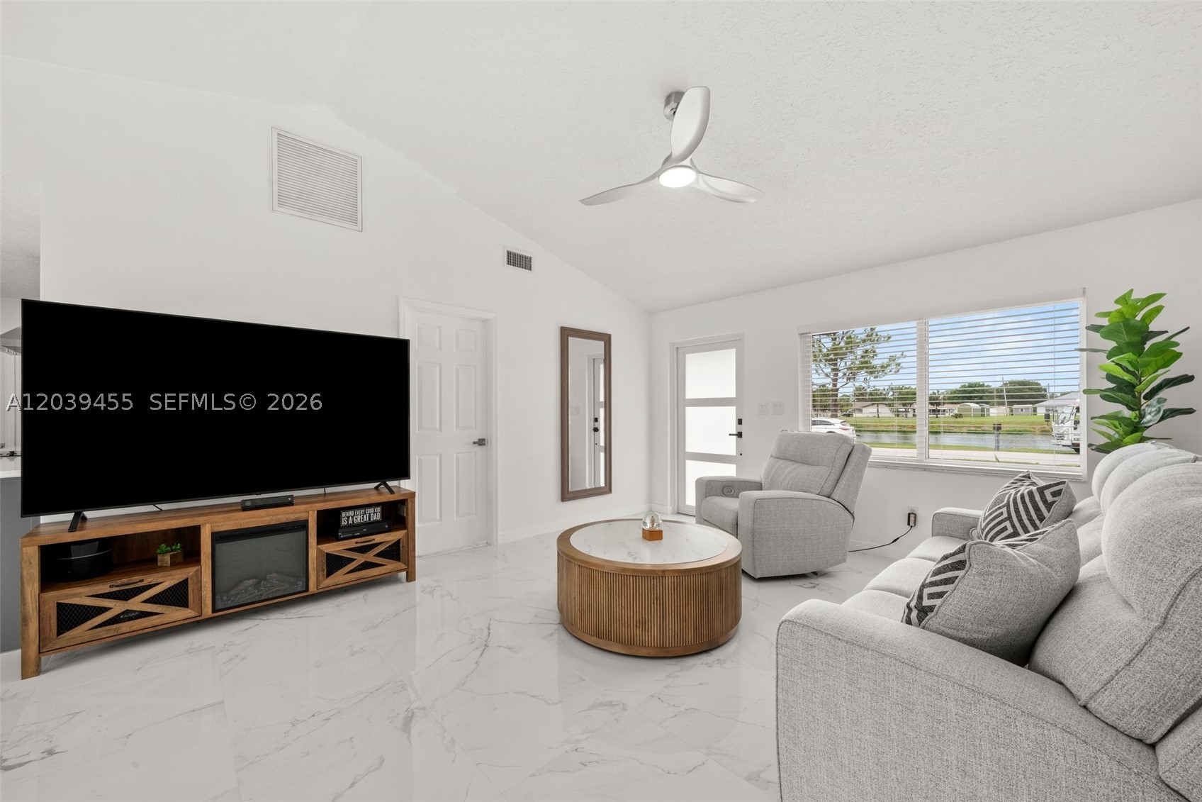 1110.000 - WEST SEBRING UN - Residential