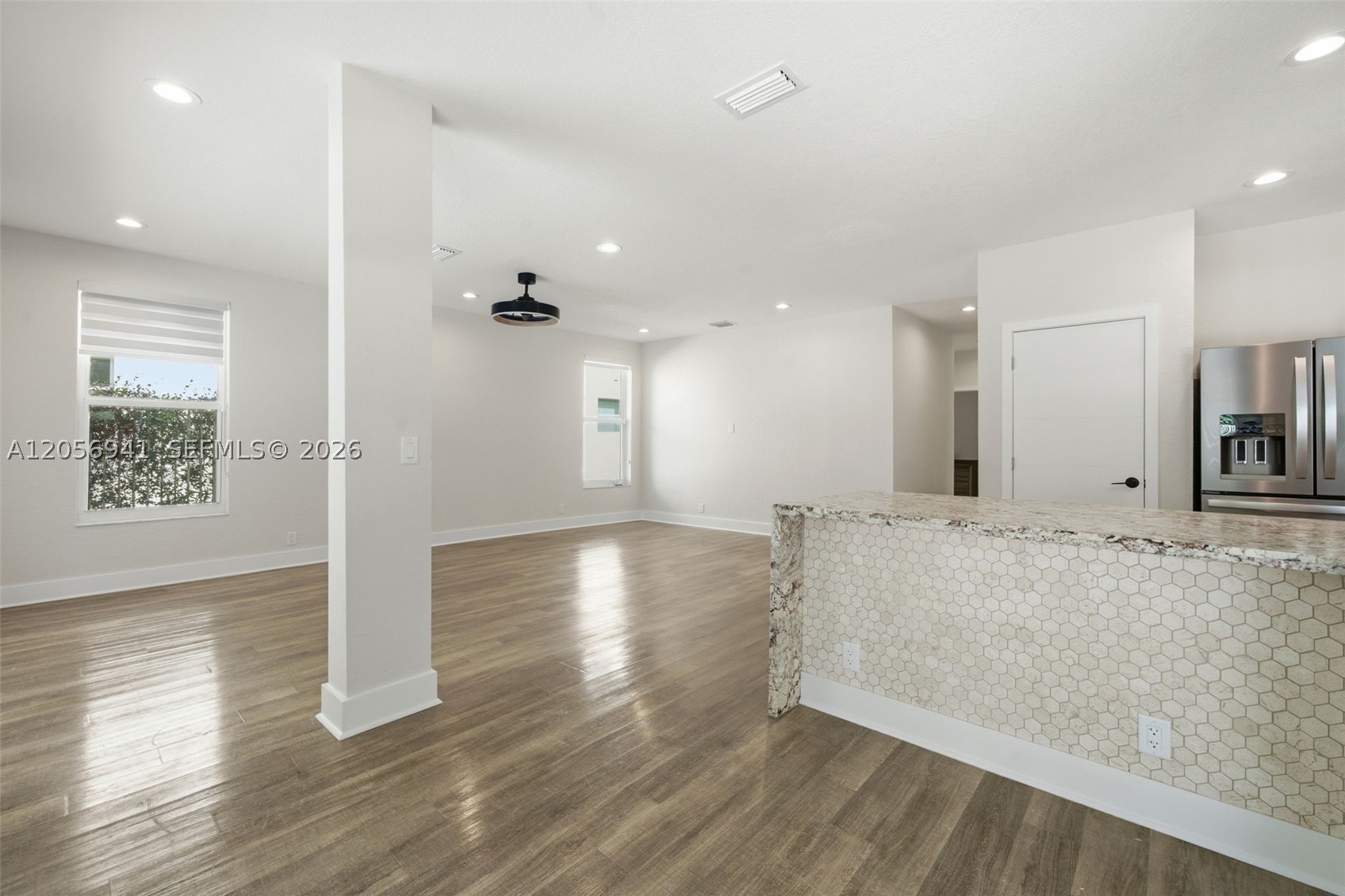 EMBASSY LAKES PHASE II - Residential