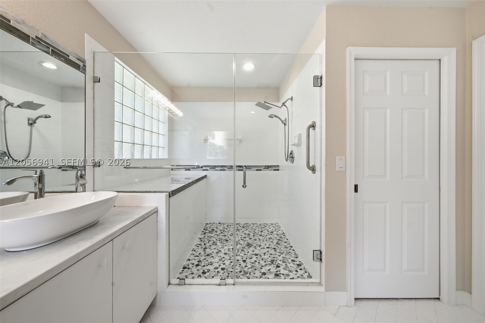 EMBASSY LAKES PHASE II - Residential