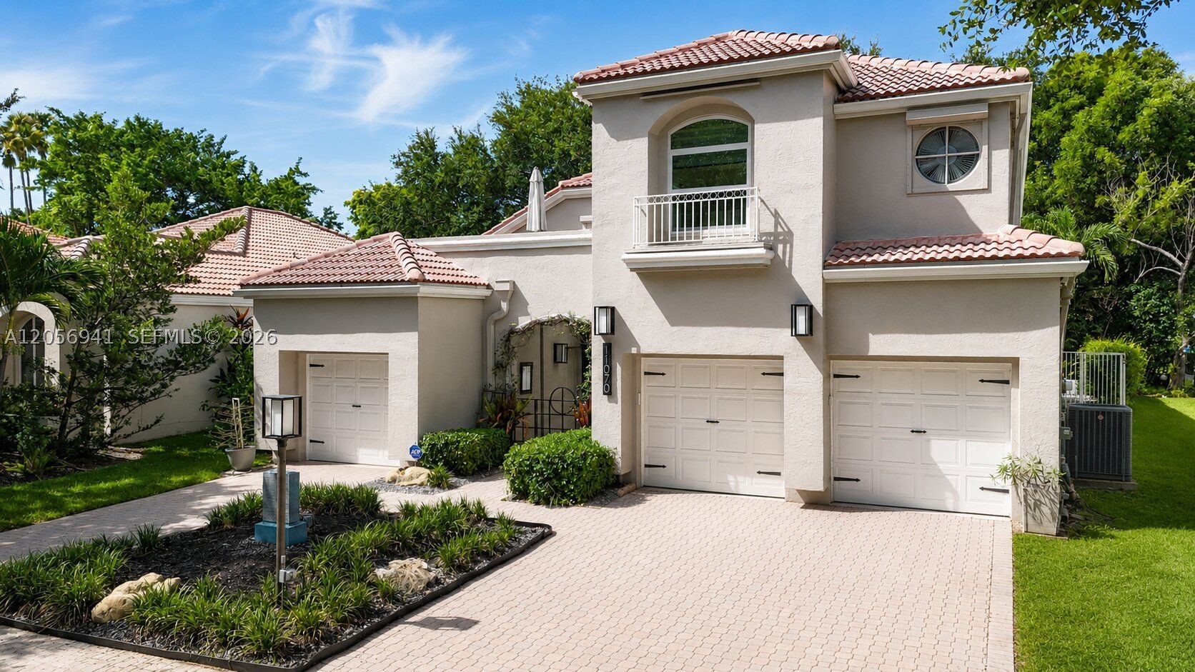 EMBASSY LAKES PHASE II - Residential