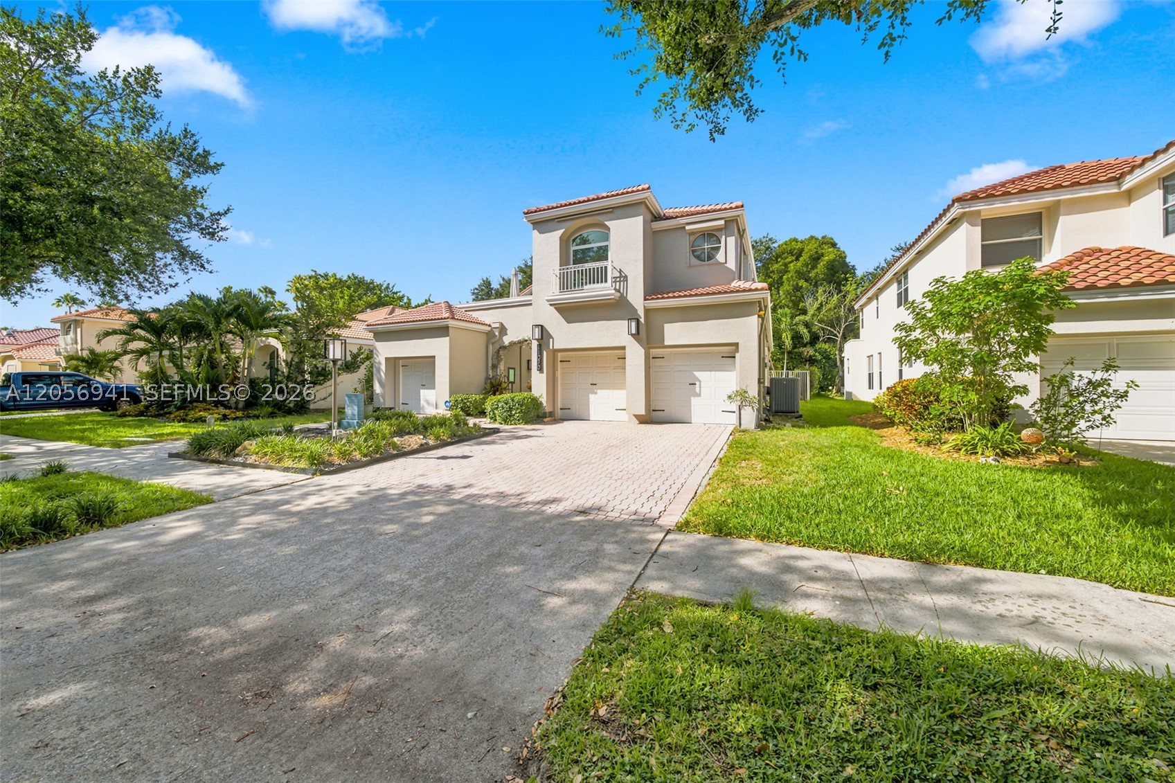 EMBASSY LAKES PHASE II - Residential