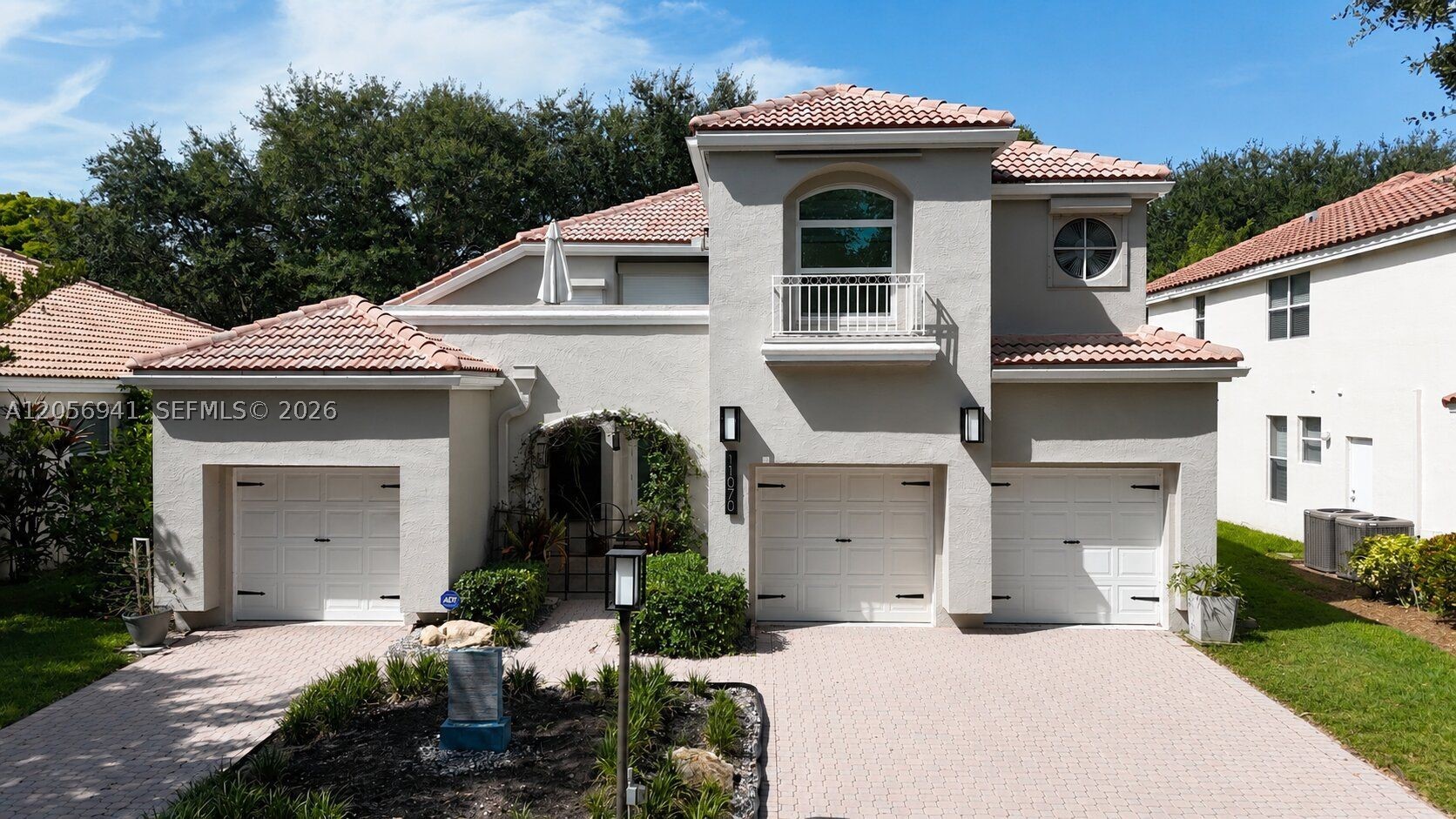 EMBASSY LAKES PHASE II - Residential