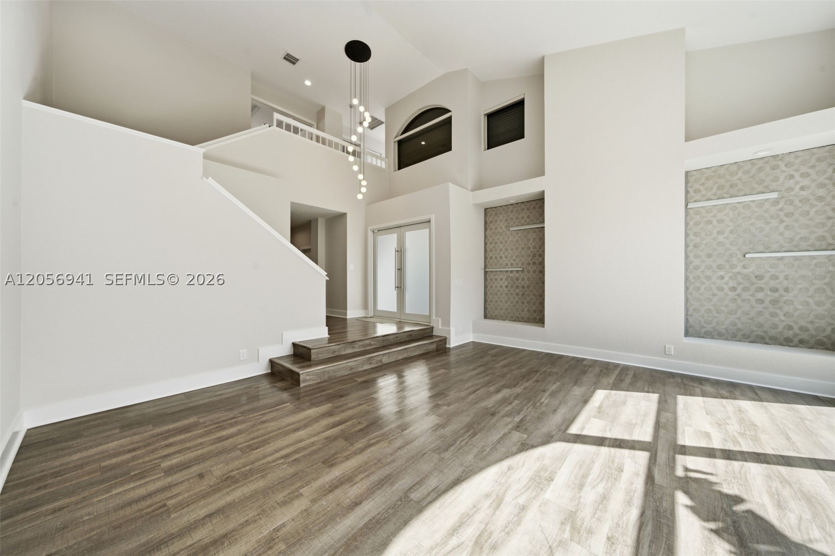 EMBASSY LAKES PHASE II - Residential