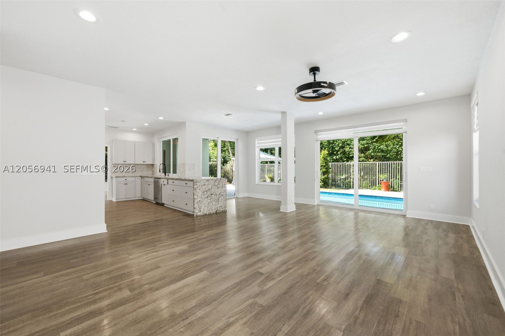 EMBASSY LAKES PHASE II - Residential