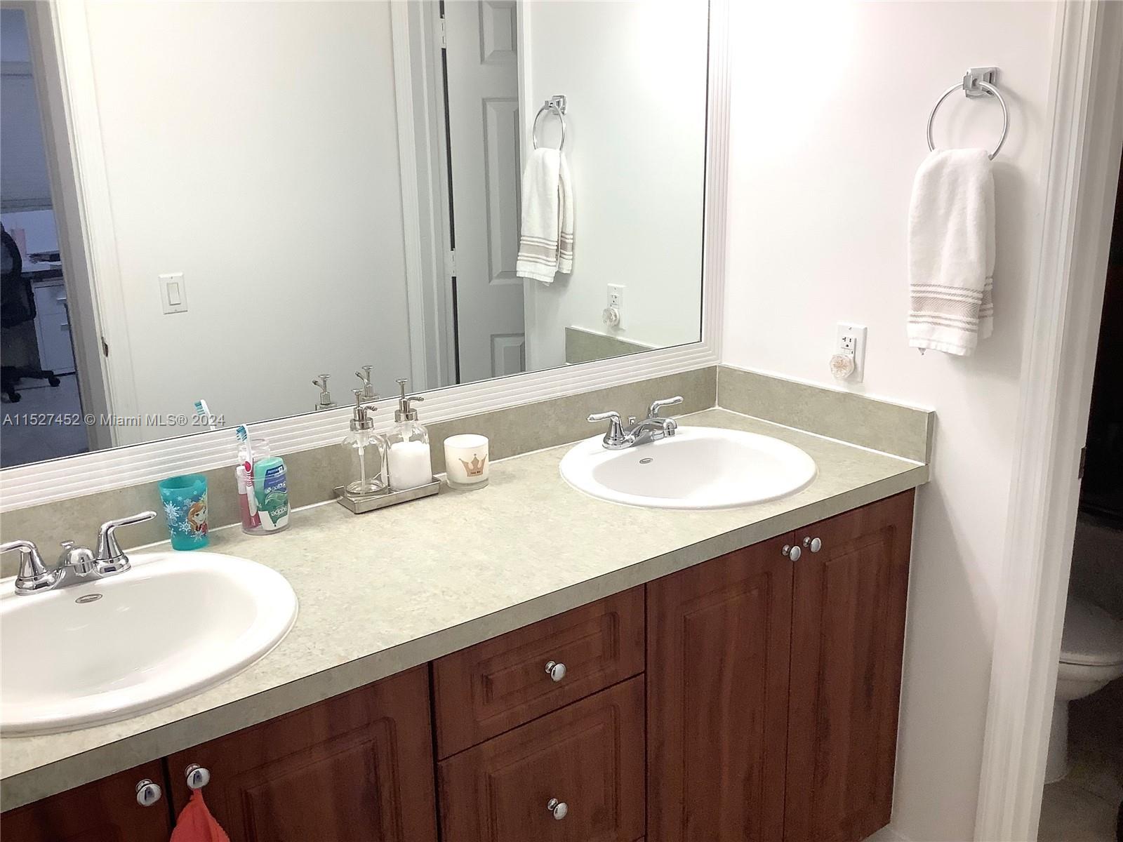 KINGS CREEK - Residential Lease