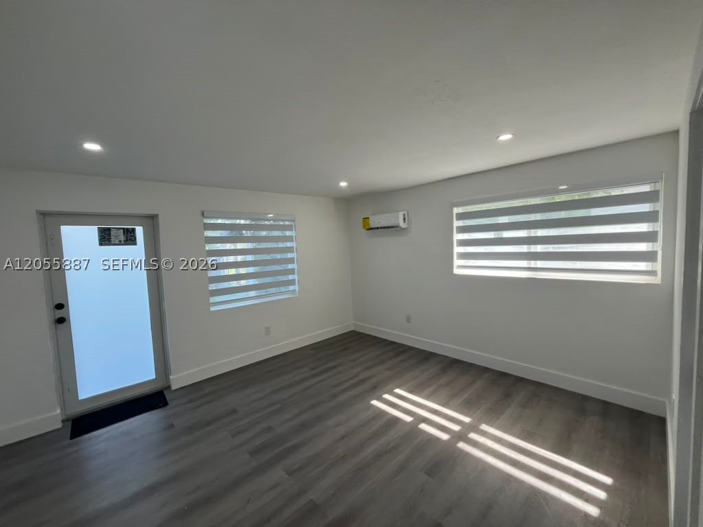 RICHMOND HGTS ESTS 3RD ADD - Residential