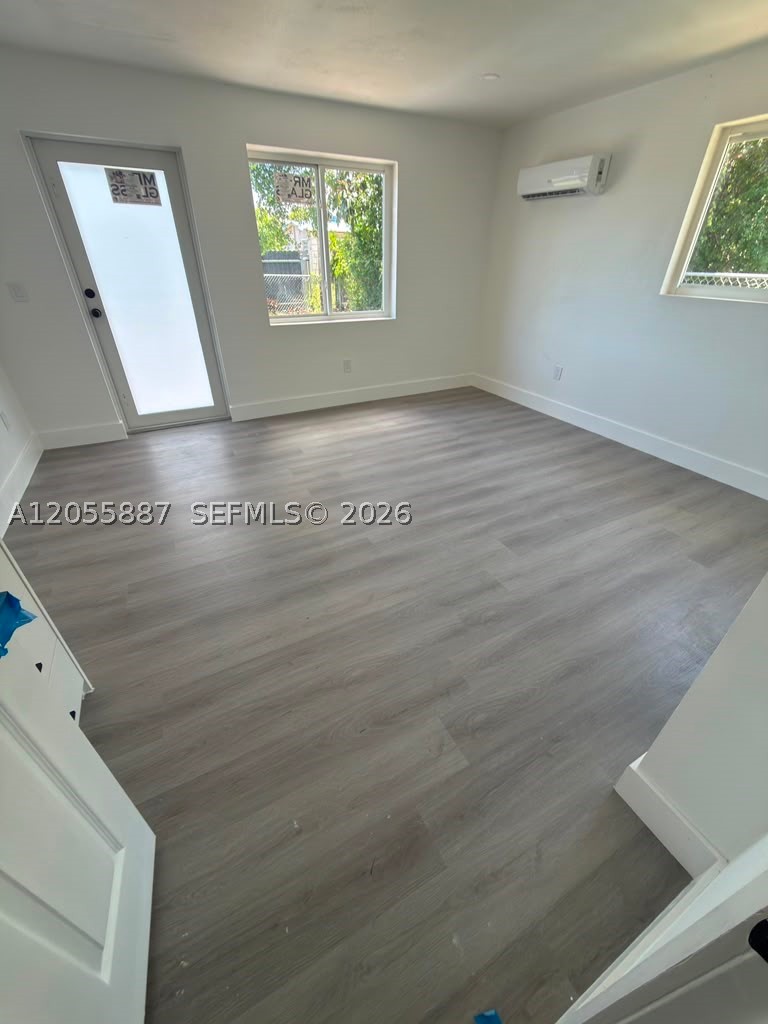 RICHMOND HGTS ESTS 3RD ADD - Residential