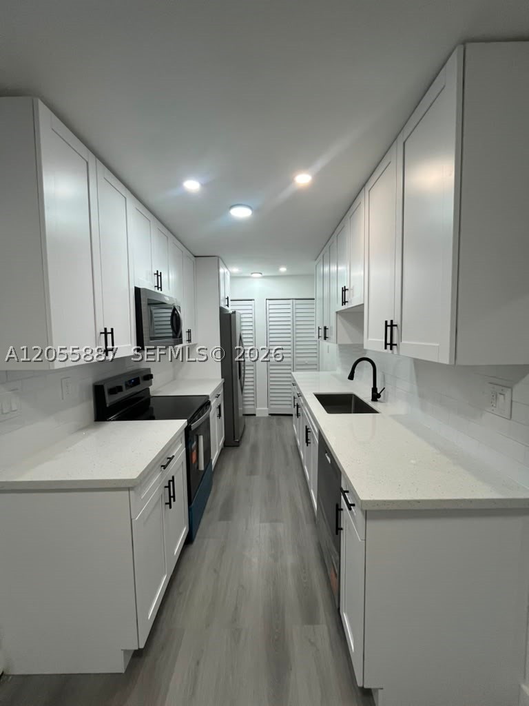 RICHMOND HGTS ESTS 3RD ADD - Residential
