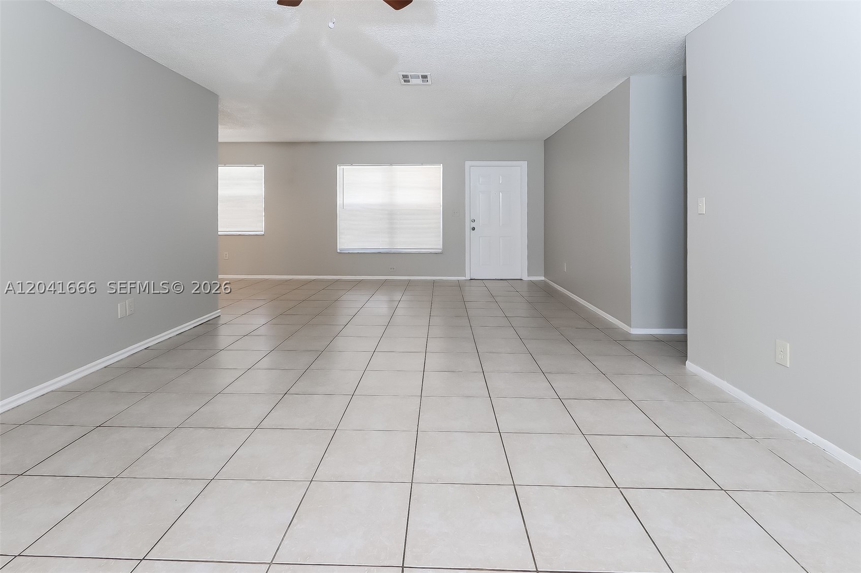 PALM BEACH COLONY SEC 2 - Residential Lease